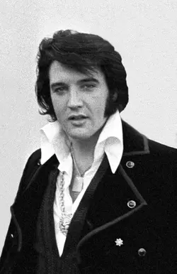 Elvis_Presley_1970.webp